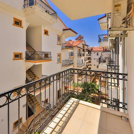 Duygu Apartahotel 4*